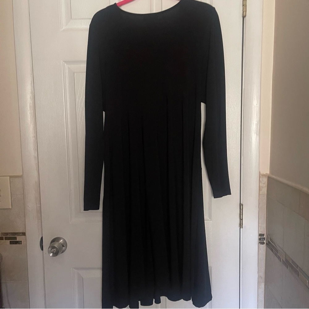 ❤️2/$15 or 3/$21❤️Lane Bryant Black Dress, Size 14/16 - Picture 2 of 7